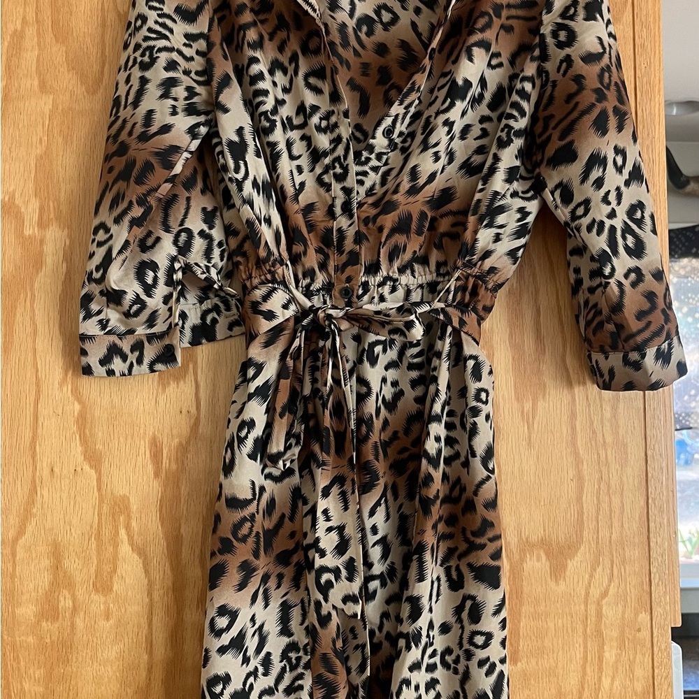 Leopard Print button Wrap Dress medium